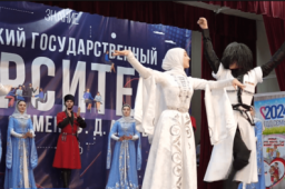 В Карачаевске прошло открытие года семьи